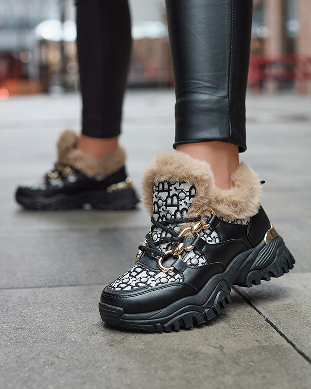 Женские спортивные кроссовки с мехом черного цвета Reyma- Footwear