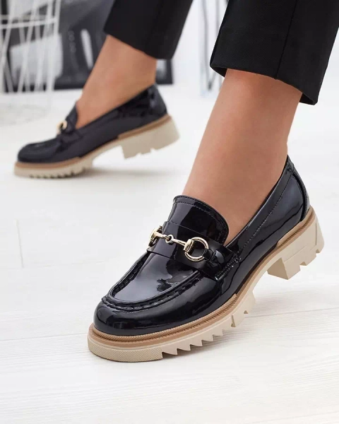 Черные лакированные женские мокасины с цепочкой Soterra - Обувь