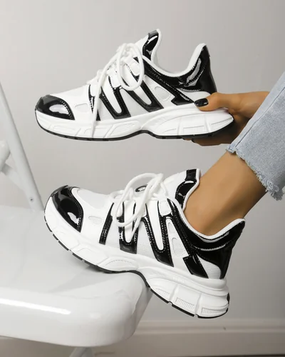 Royalfashion Women's sporty sneakers on a thicker sole Loness