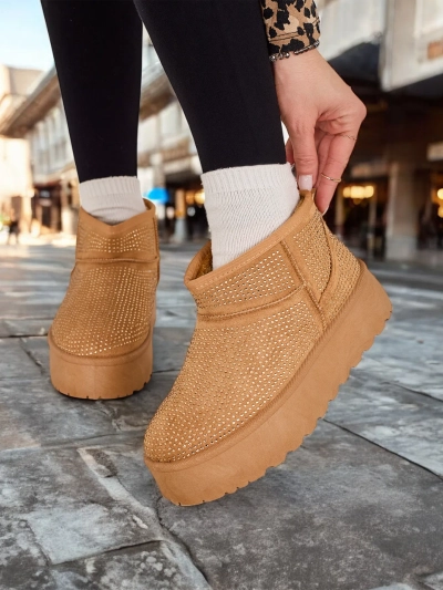 Royalfashion Beige women's snow boots a'la UGGs Corob