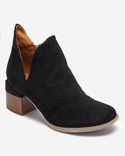 Black women's insulated boots on a brown Karela post - Footwear