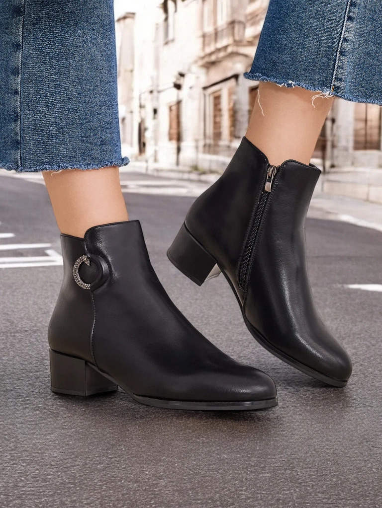 Женские сапоги Royalfashion Vifto