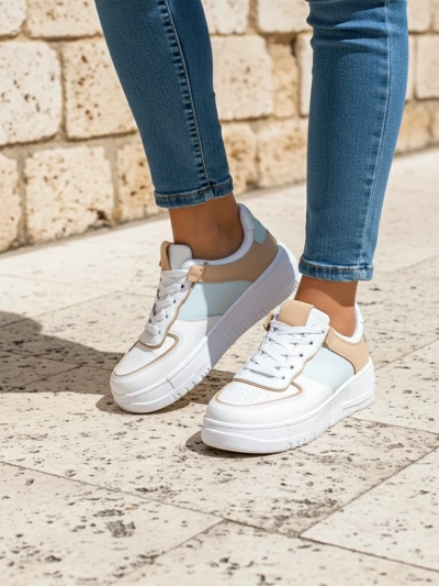 Sheilas sneakers Aristea Azzurro z eko-skory na plaskoy podeszwa 4 cm