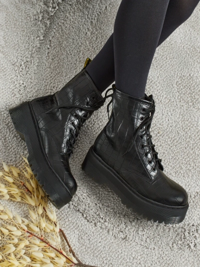 Women's Arvessa Embossed Worker Boots