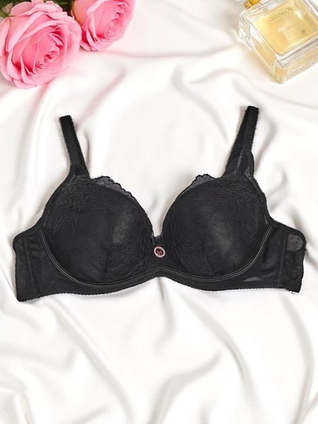Royalfashion Women's push-up bra with lace Romance Push-Up