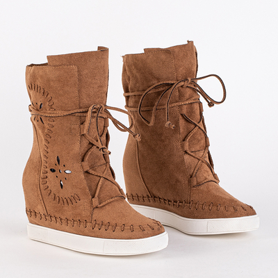 Brown sneakers with an indoor wedge Cinta - Footwear