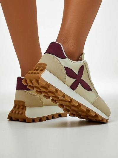 Royalfashion Women's sports sneakers on a thicker sole Aloqa