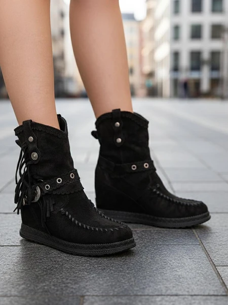 Royalfashion Black women's boots with hidden anchor Dibisa