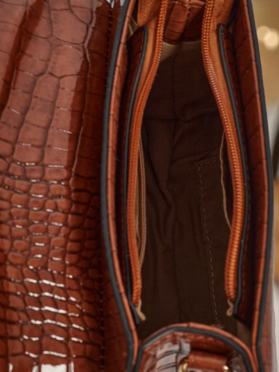 Lakierowana Borża żgħira tan-nisa Lunaya tal-ġilda eko