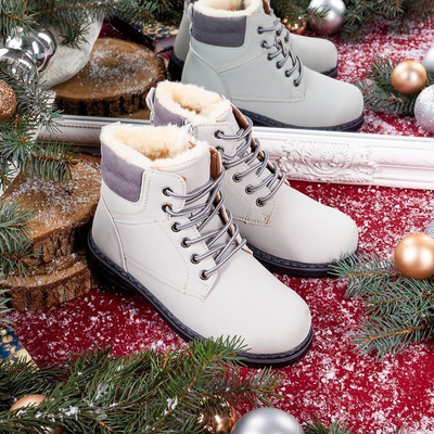 OUTLET Light gray Ressalie boots with fur - Footwear