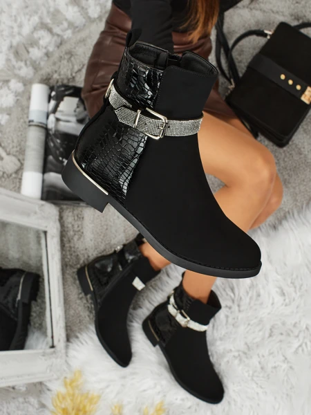 Botki ndefu za wanawake za ngozi bandia Arasse