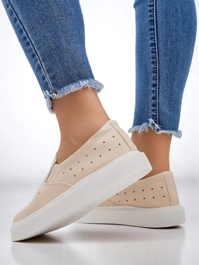 Royalfashion Dāmu perforētas sporta čības ar auklēm Vaned