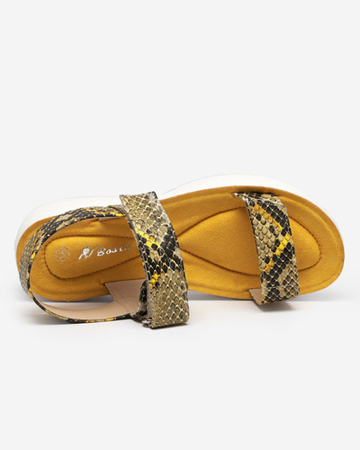 OUTLET Women's flat sandals with embossing a'la snake skin Koqi- Footwear