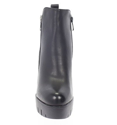 Czarne botki na słupku - Obuwie