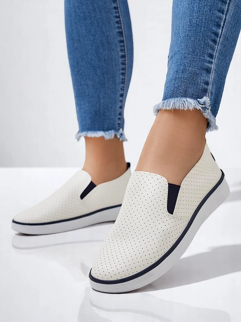 Royalfashion Перфорированные женские сл slip-on обувь Kassias