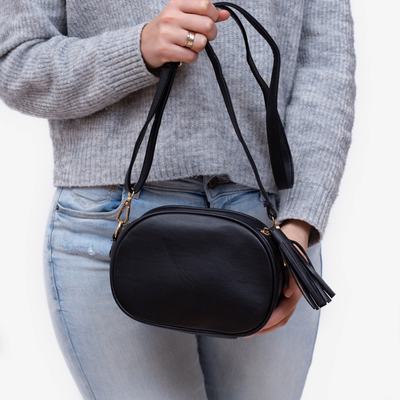 Ladies' black quilted handbag - Accessories