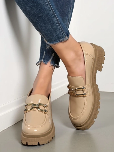 Royalfashion Sieviešu lakotā ādas loaferi Arieda