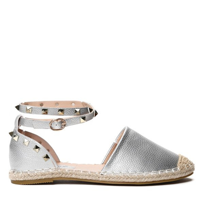 Srebrne espadryle z ćwiekami - Obuwie