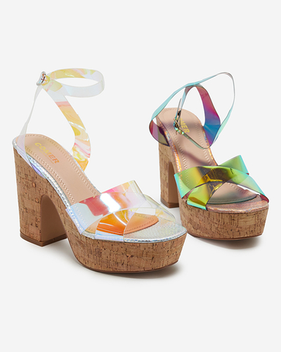 Rozā zelta sieviešu hologrāfiskas sandales uz statņa Tenssy - Footwear