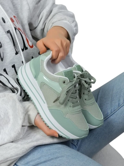 Royalfashion Женские спортивные кроссовки на платформе Revided