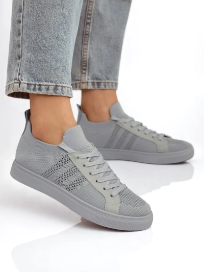 Androsia Gray Sneakers – Stilīgi sporta apavi ar plakanu zoli vasarai un pavasarim