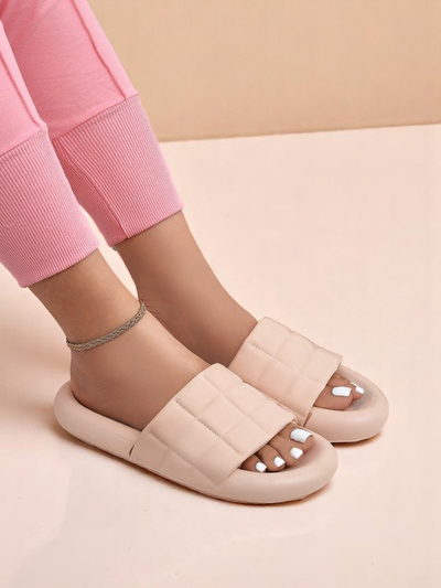 Royalfashion Sieviešu iešļūcenes uz plakanas zoles Quilt Walk