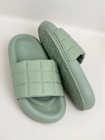 Royalfashion Women's Flat Quilt Walk Flip-Flops