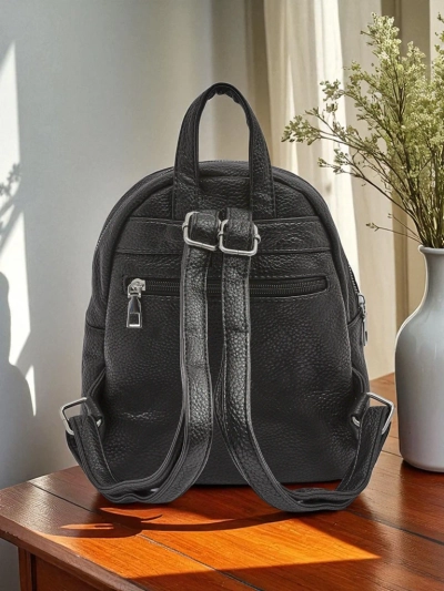 Astrea Królewska Moda women's black and white faux leather backpack