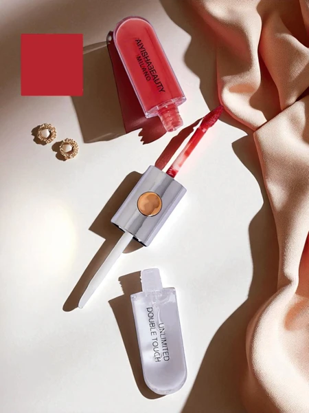 2-in-1 lūpu krāsa un caurspīdīgs spīdums Stay Curious