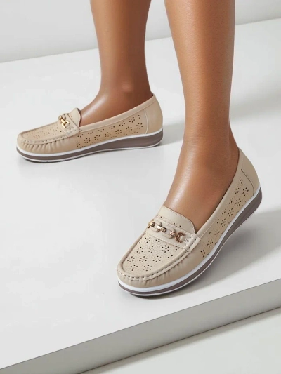 Royalfashion Women's perforated moccasins Cerro