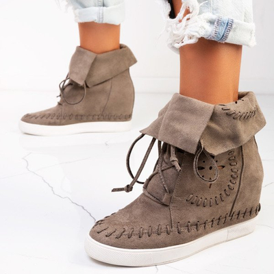 Zielone sneakersy na krytym koturnie Cinta - Obuwie