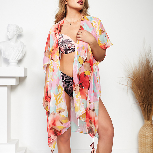 Patterned women's pareo in pink - Clothing