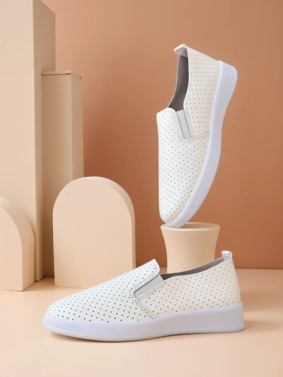 Royalfashion Sieviešu perforētās sporta kurpes Musio