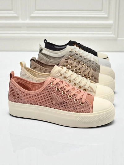 Afrodyta Rosa trampki fi uman - pink but weh kyahn breez fi di son taim