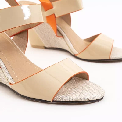OUTLET Beige wedge sandals Botii - Shoes