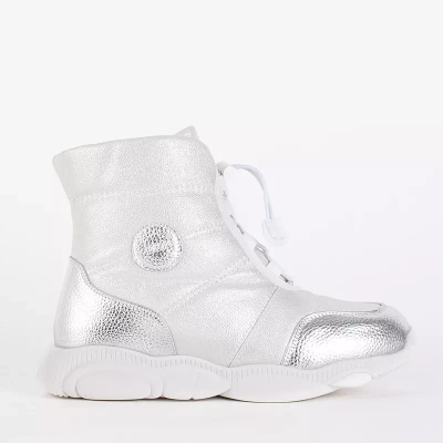 OUTLET Silver girls boots with an elastic Neliko - Footwear