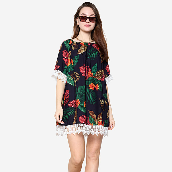 Sieviešu tumši zila blūze ar ziediem PLUS IZMĒRS - Apģērbs