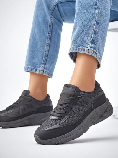 Кроссовки Royalfashion для женщин на толстой подошве Moderax