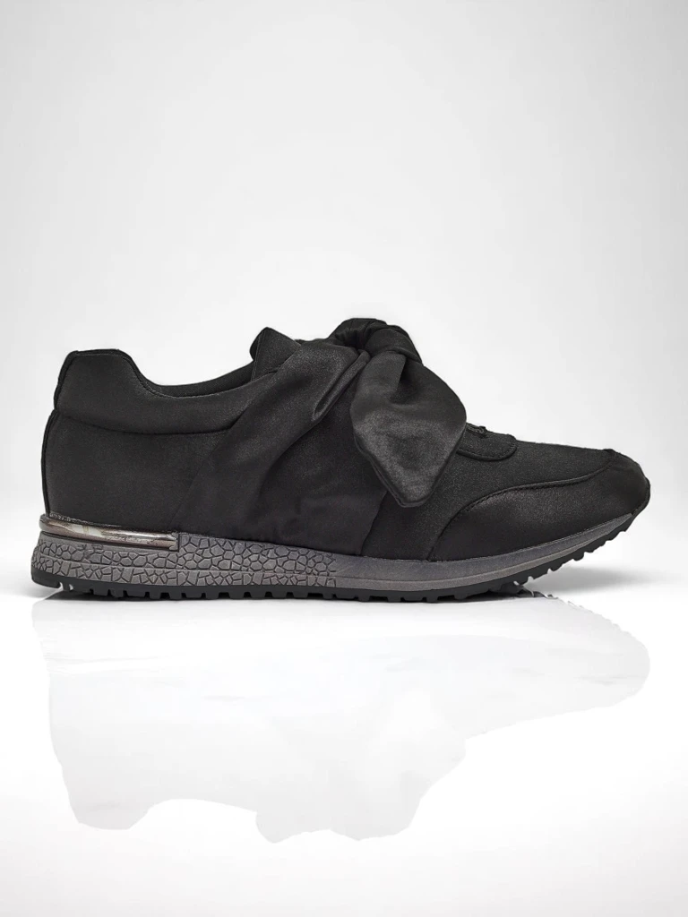 Royalfashion Sneakers për femra me fjongo Socca