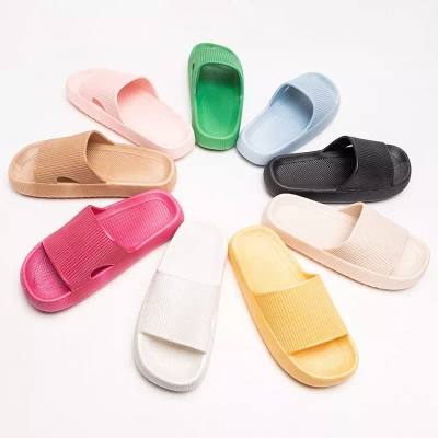 OUTLET Blue rubber flip-flops with embossing Olinda - Footwear