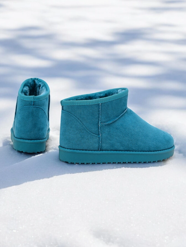 Royalfashion Short women's snow boots like Hozis