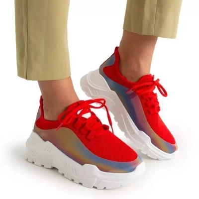 OUTLET Red women's sneakers with a multicolored insert Isis - Footwear