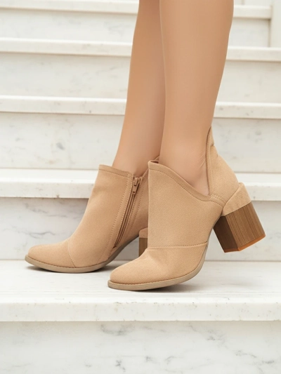 Light brown women's boots with cutouts Plinara - Footwear