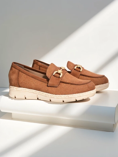 Royalfashion Women's low shoes with a decoration on the toe