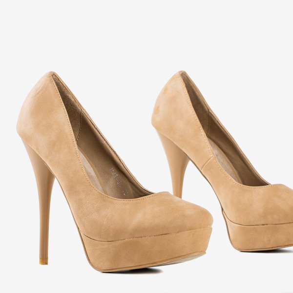 Brown pumps on Sabris's higher heel - Shoes 1
