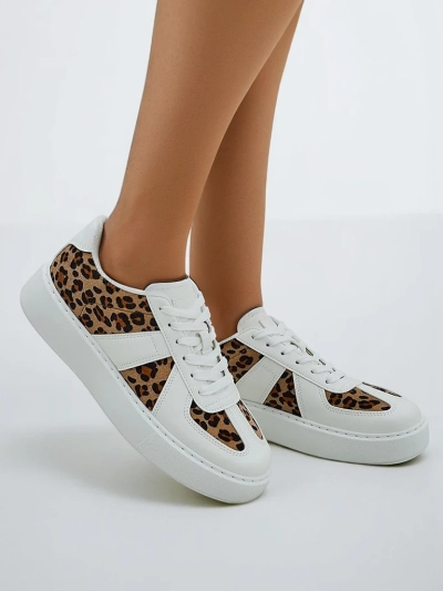 Royalfashion Women's sporty sneakers with leopard print Big Cat