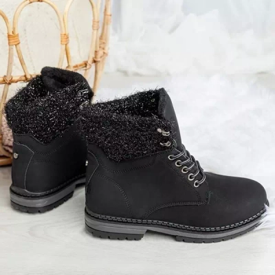 OUTLET Black insulated boots Dorcas - Footwear