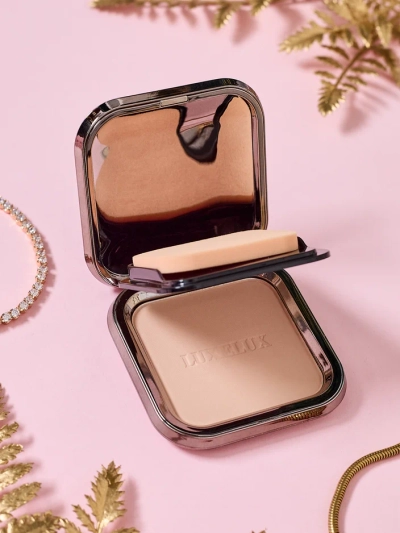 Luxelux long-lasting pressed powder 02