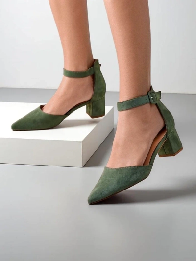 Royalfashion Sieviešu zemas papēža kurpes Celle