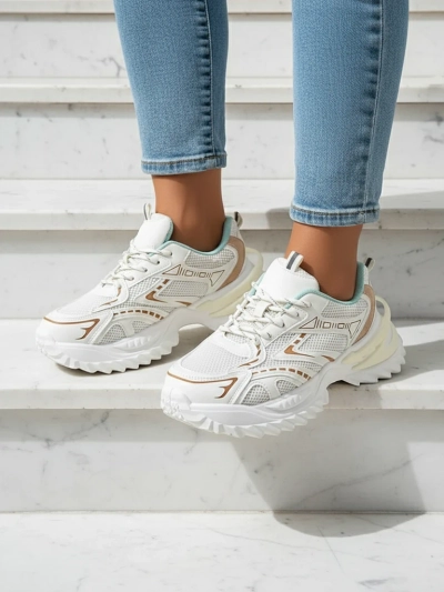 Royalfashion Women's sports sneakers on a thicker sole Nettes